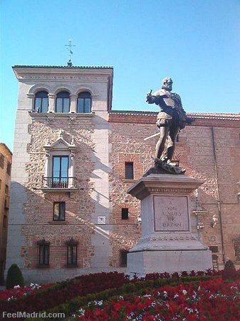 Alvaro de Bazan Statue Madrid