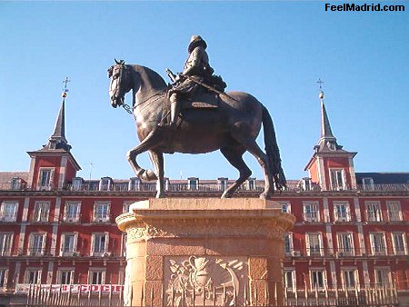The equestrian statue of Felipe III in Plaza Mayor